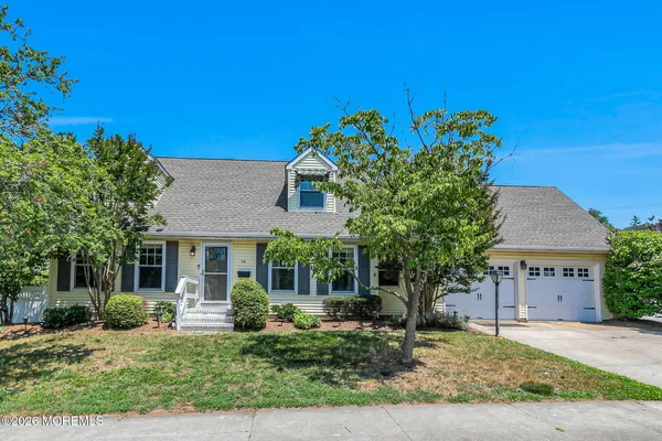 $898,500 | 36 East Lincoln Avenue, Atlantic Highlands, NJ 07716