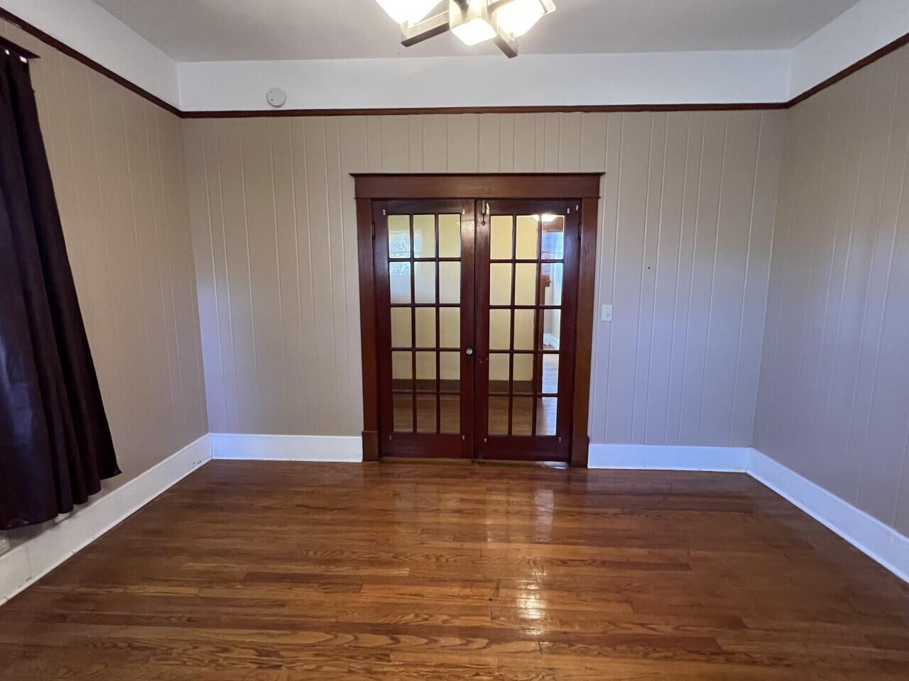 4313 Porter Road Coeburn, VA 24230 - Photo 26 of 40 Living Area 5