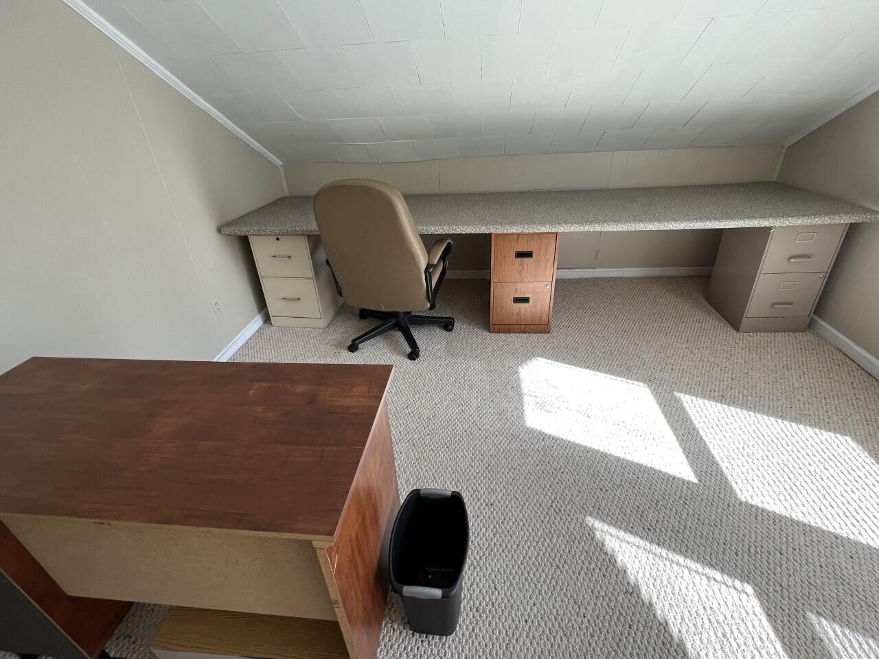4313 Porter Road Coeburn, VA 24230 - Photo 38 of 40 Office 2