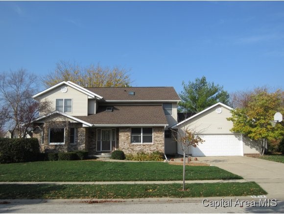 1717 Hunter Ridge Drive Springfield, IL 62704 - Photo 1 of 24 Gallery Image 1