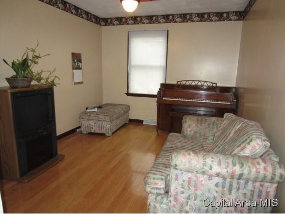 1717 Hunter Ridge Drive Springfield, IL 62704 - Photo 15 of 24 Gallery Image 15