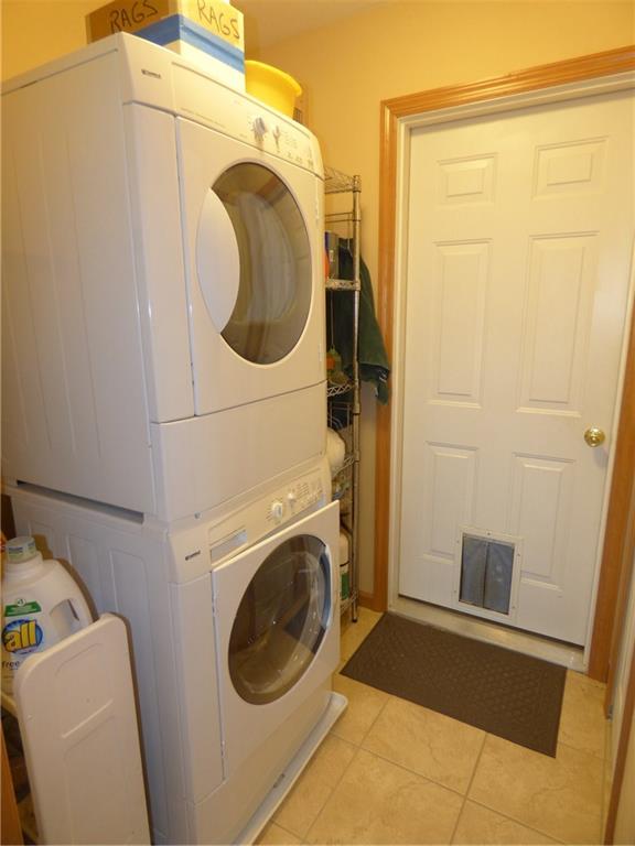 131 Rustic Ridge Drive Pittsburgh, PA 15239 - Photo 17 of 25 Laundry Room/Mud Room