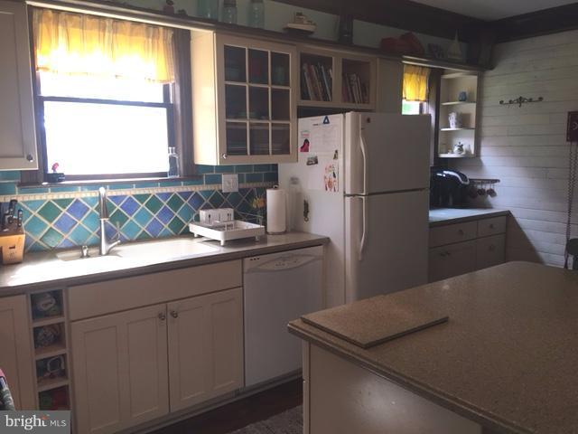 22365 Hog Creek Road Preston, MD 21655 - Photo 8 of 29 Kitchen