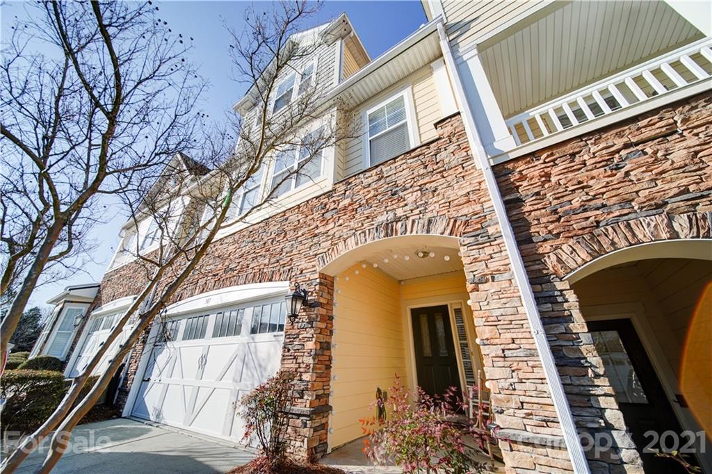 307 Wave Crest Drive Tega Cay, SC 29708 - Photo 2 of 32