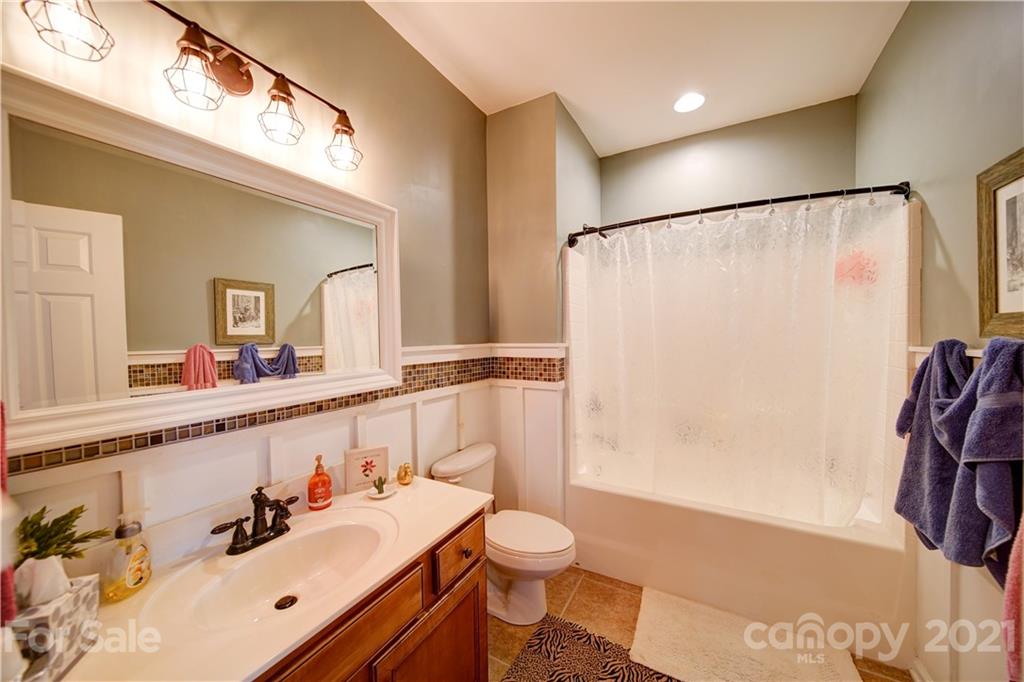 307 Wave Crest Drive Tega Cay, SC 29708 - Photo 17 of 32