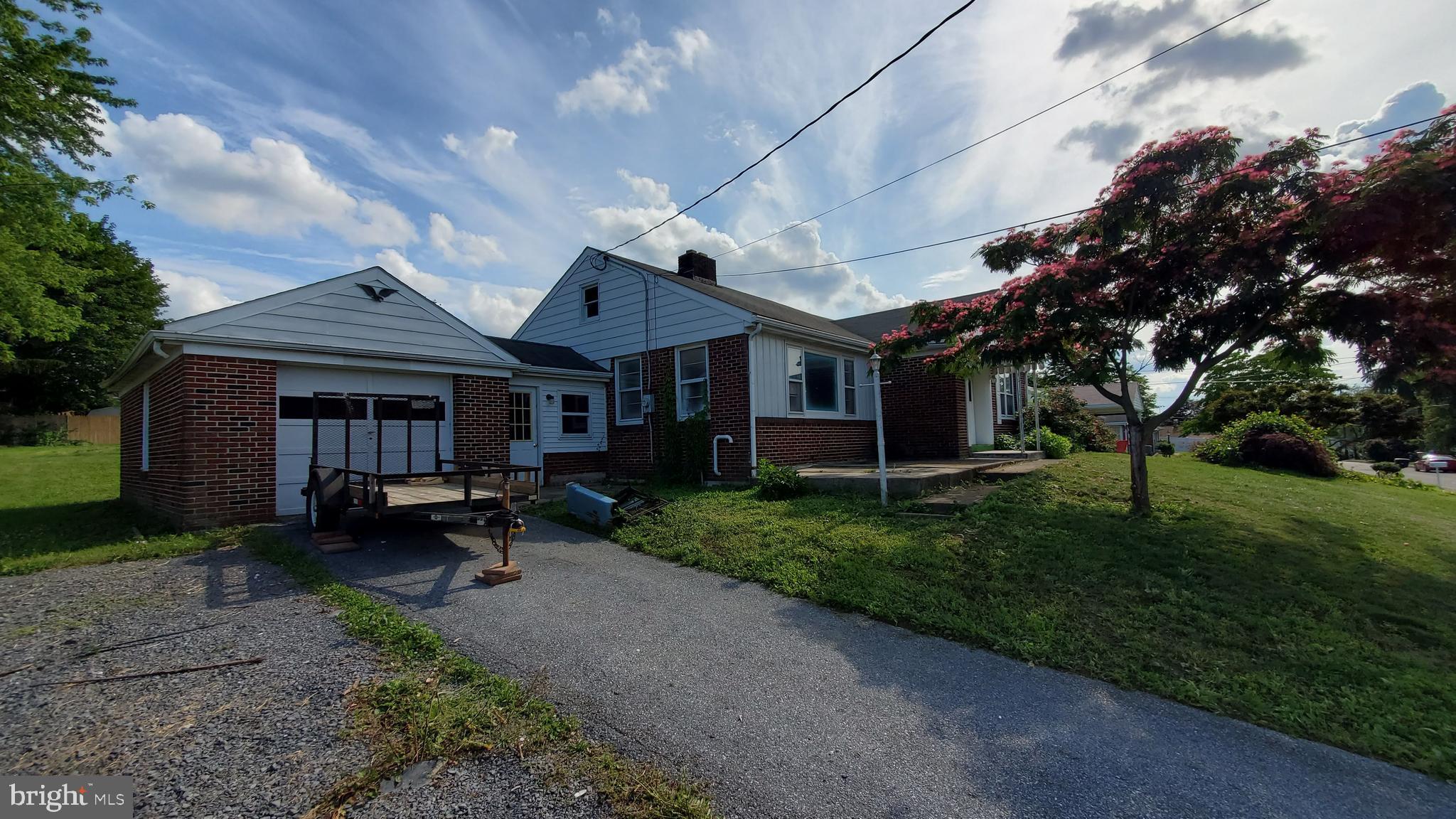21 Sharon Road Enola, PA 17025 - Photo 3 of 27 Gallery Image 3