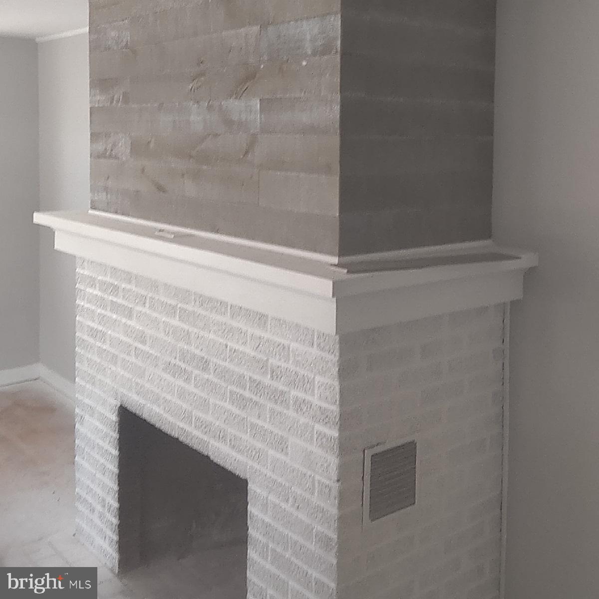 21 Sharon Road Enola, PA 17025 - Photo 4 of 27 Gallery Image 4