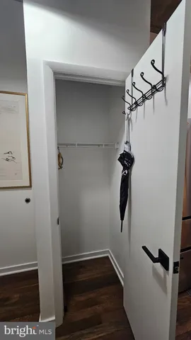 a view of a walk in closet