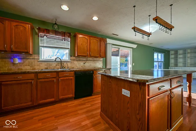 $370,000 | 5733 Yorktown Road, Plainfield, IN 46168