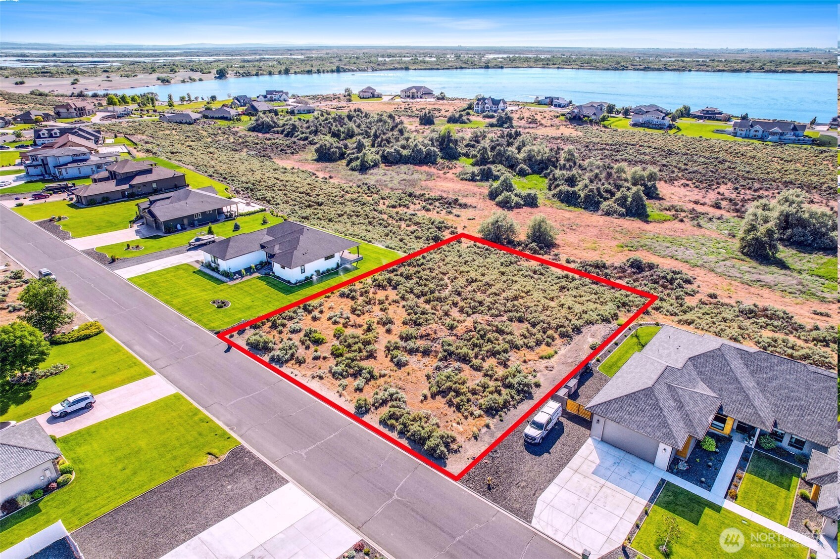 8084 Dune Lake Road Southeast Moses Lake, WA 98837 - Photo 5 of 15 a view of a city