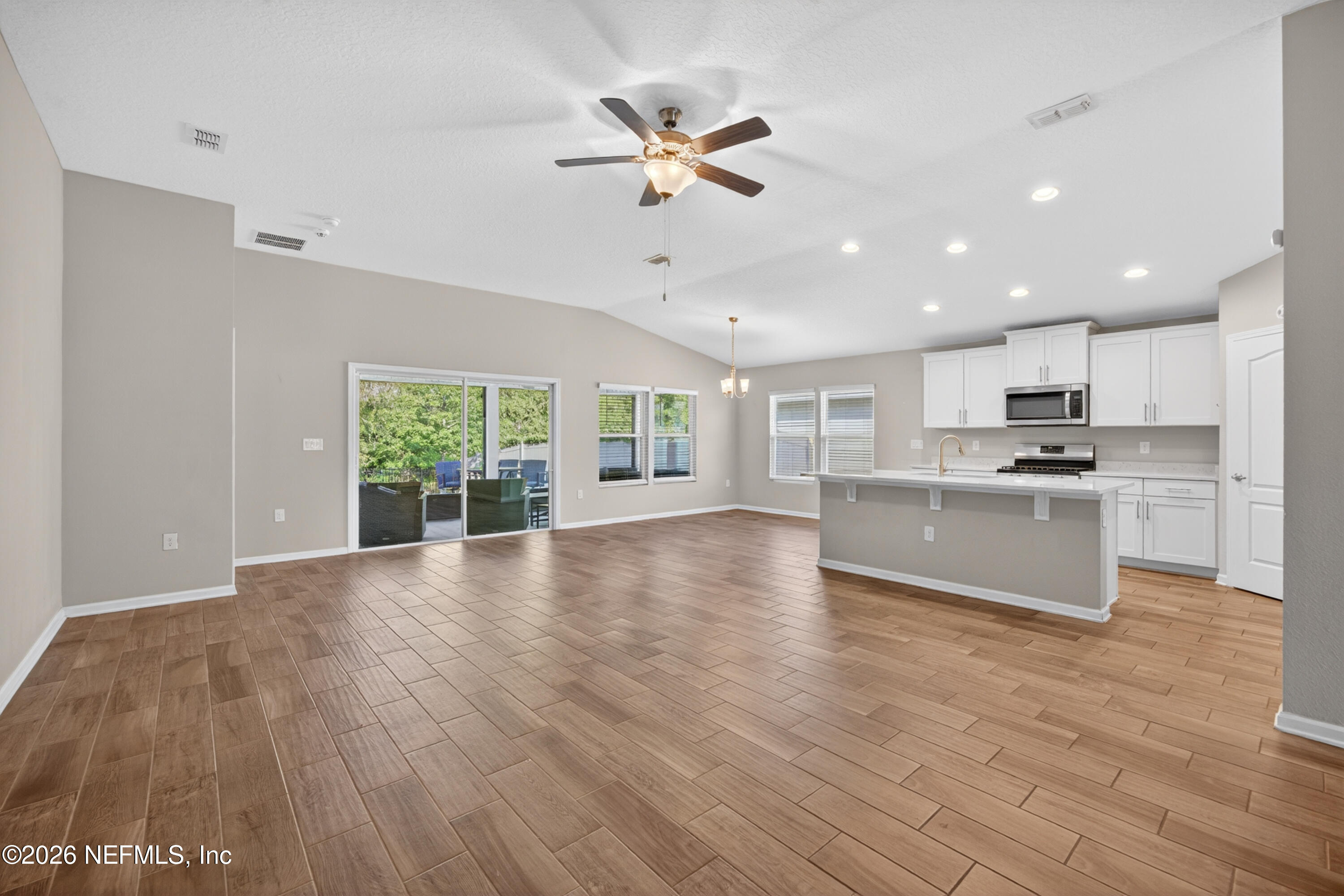 83650 Nether Street Fernandina Beach, FL 32034 - Photo 5 of 28 05-Living Room