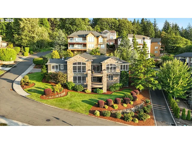 $1,050,000 | 8547 Southeast Constance Drive, Happy Valley, OR 97086