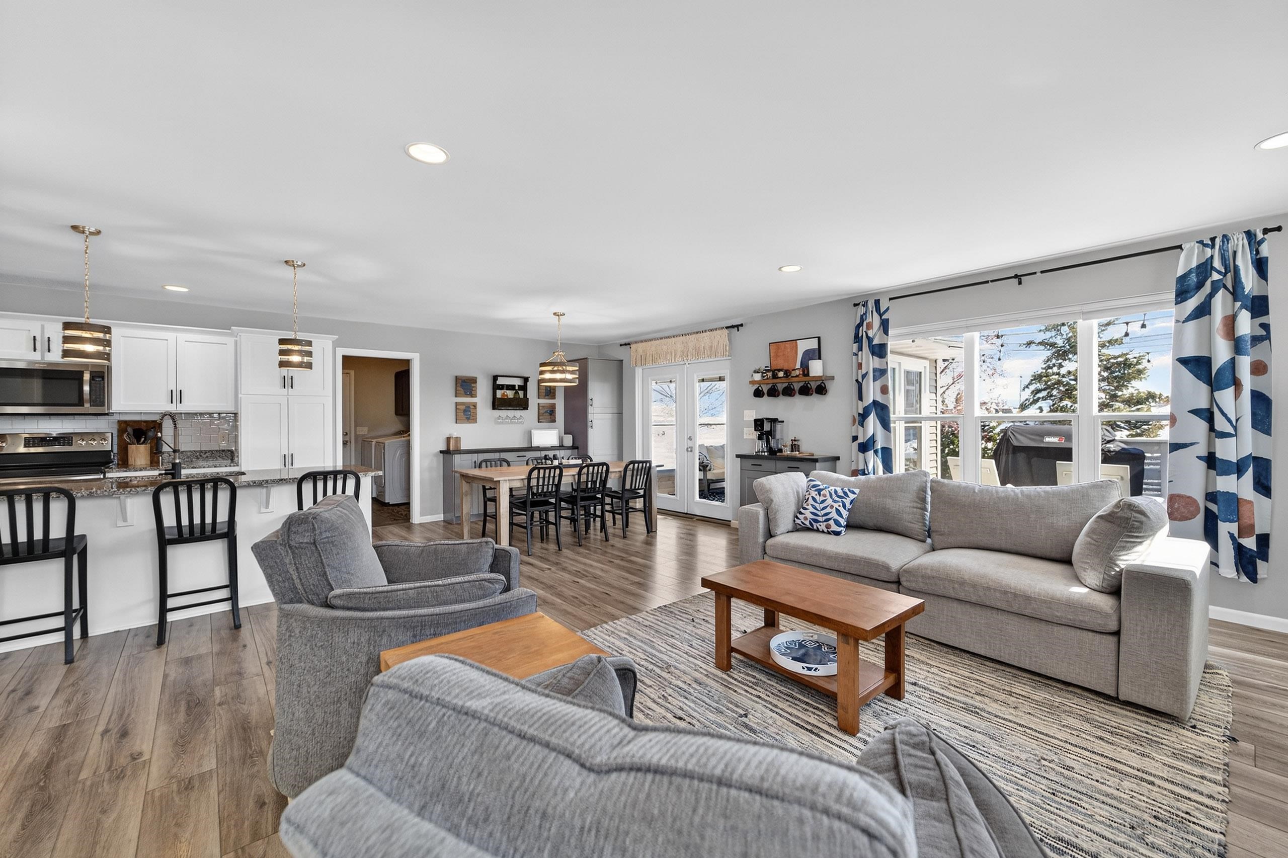 4427 Feather Lane Middleton, WI 53562 - Photo 8 of 53