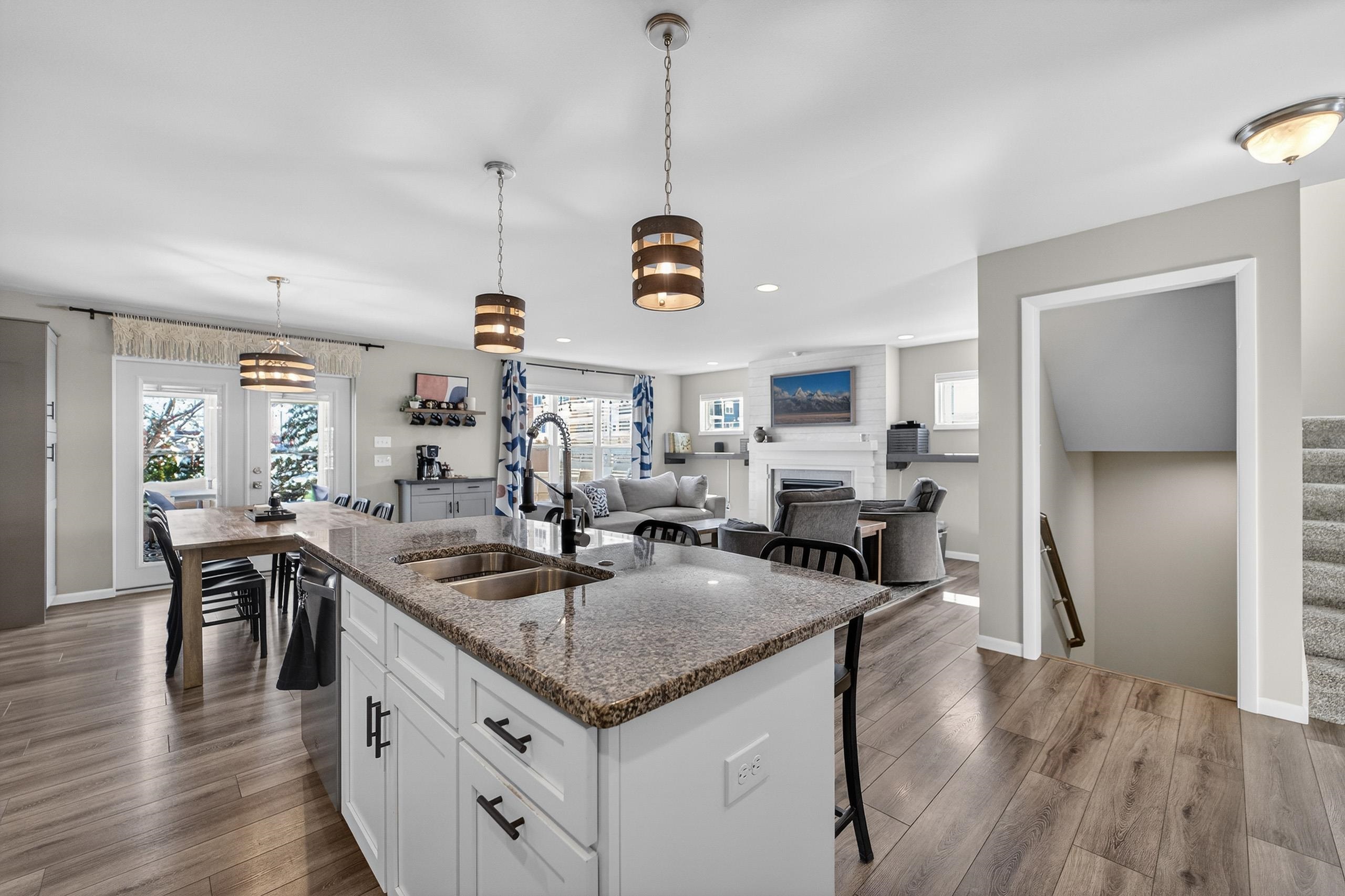 4427 Feather Lane Middleton, WI 53562 - Photo 10 of 53