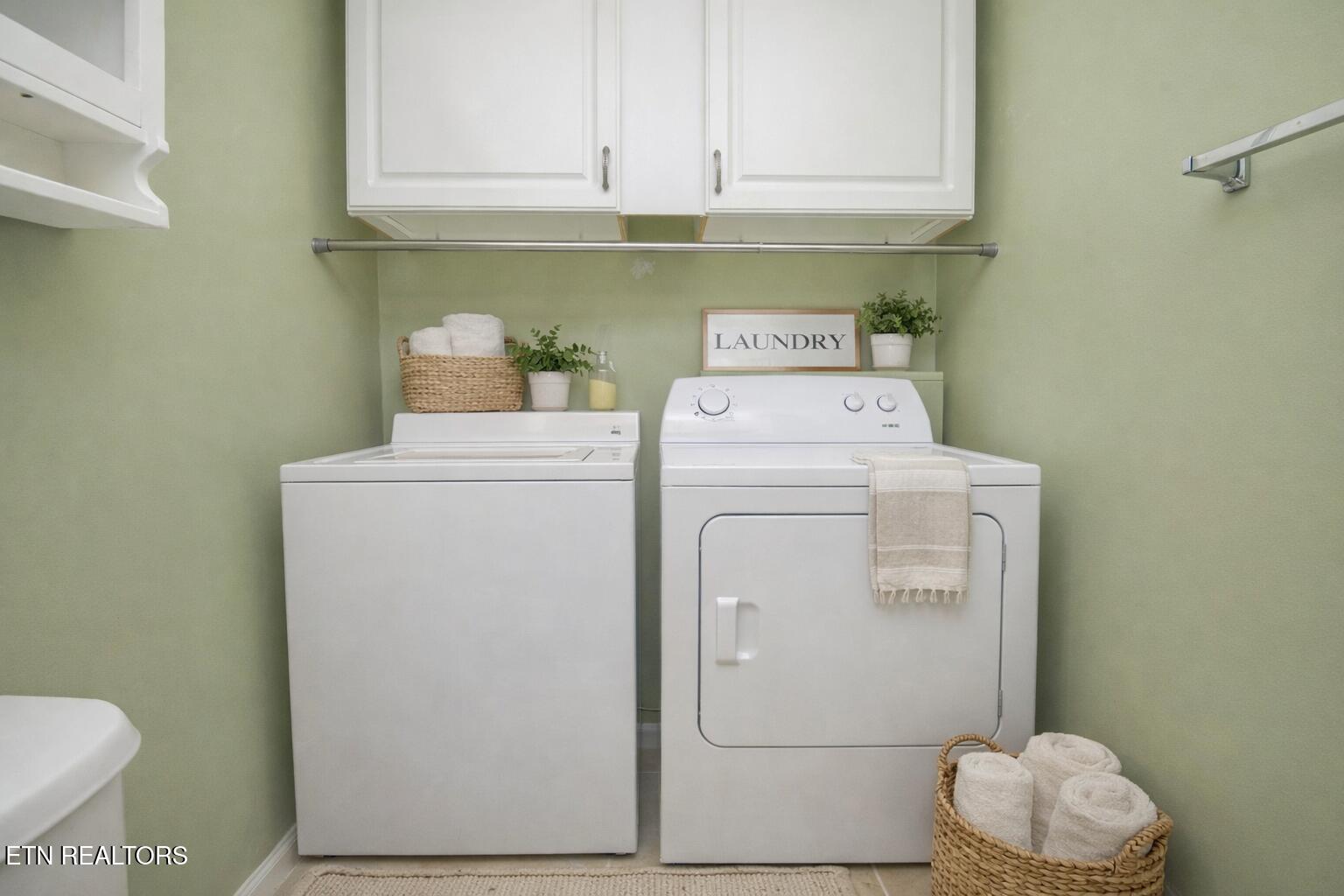 3209 Quiet Way Knoxville, TN 37918 - Photo 13 of 29 Cozy neutral-toned laundry room setup