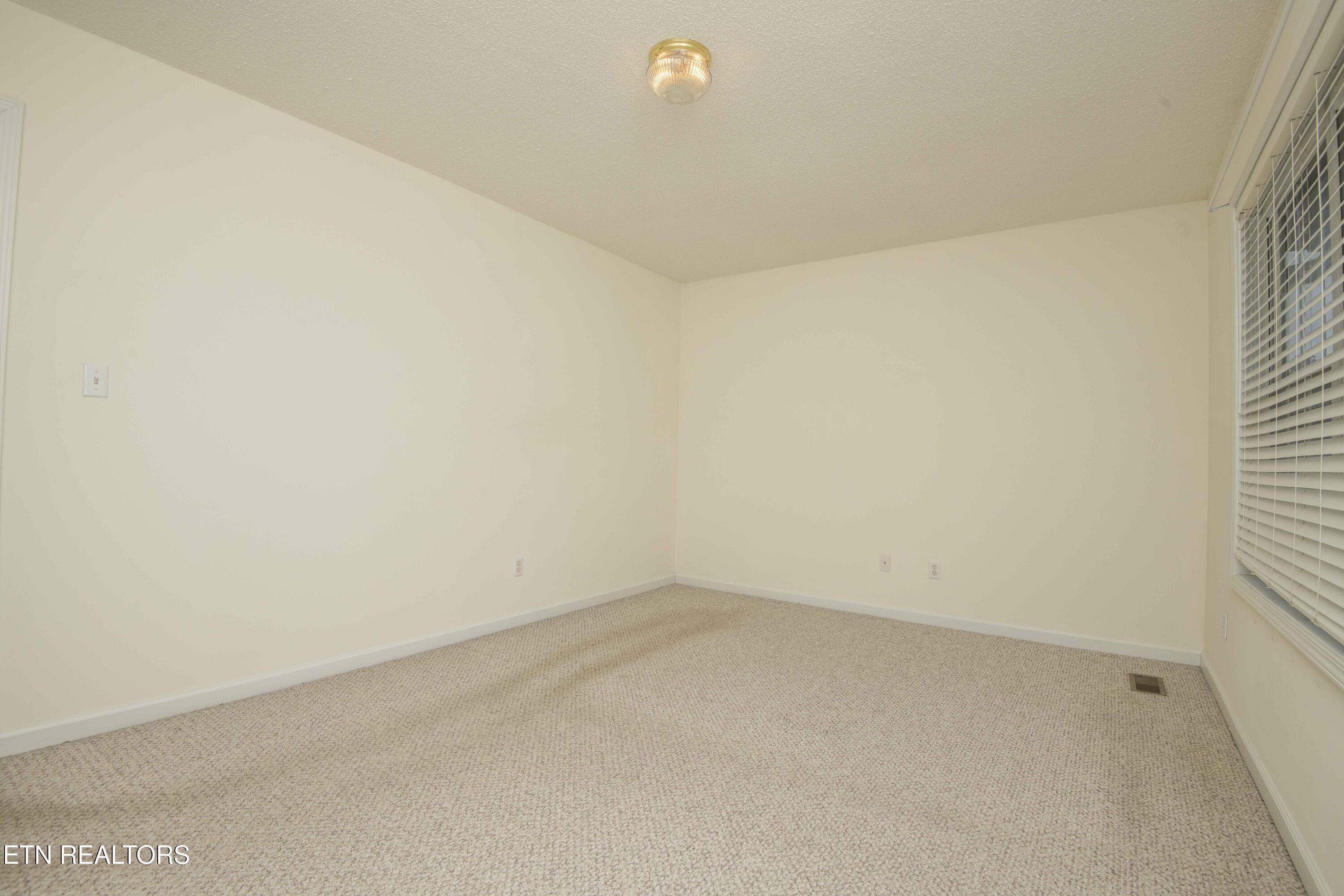 3209 Quiet Way Knoxville, TN 37918 - Photo 22 of 29 bed 1_1