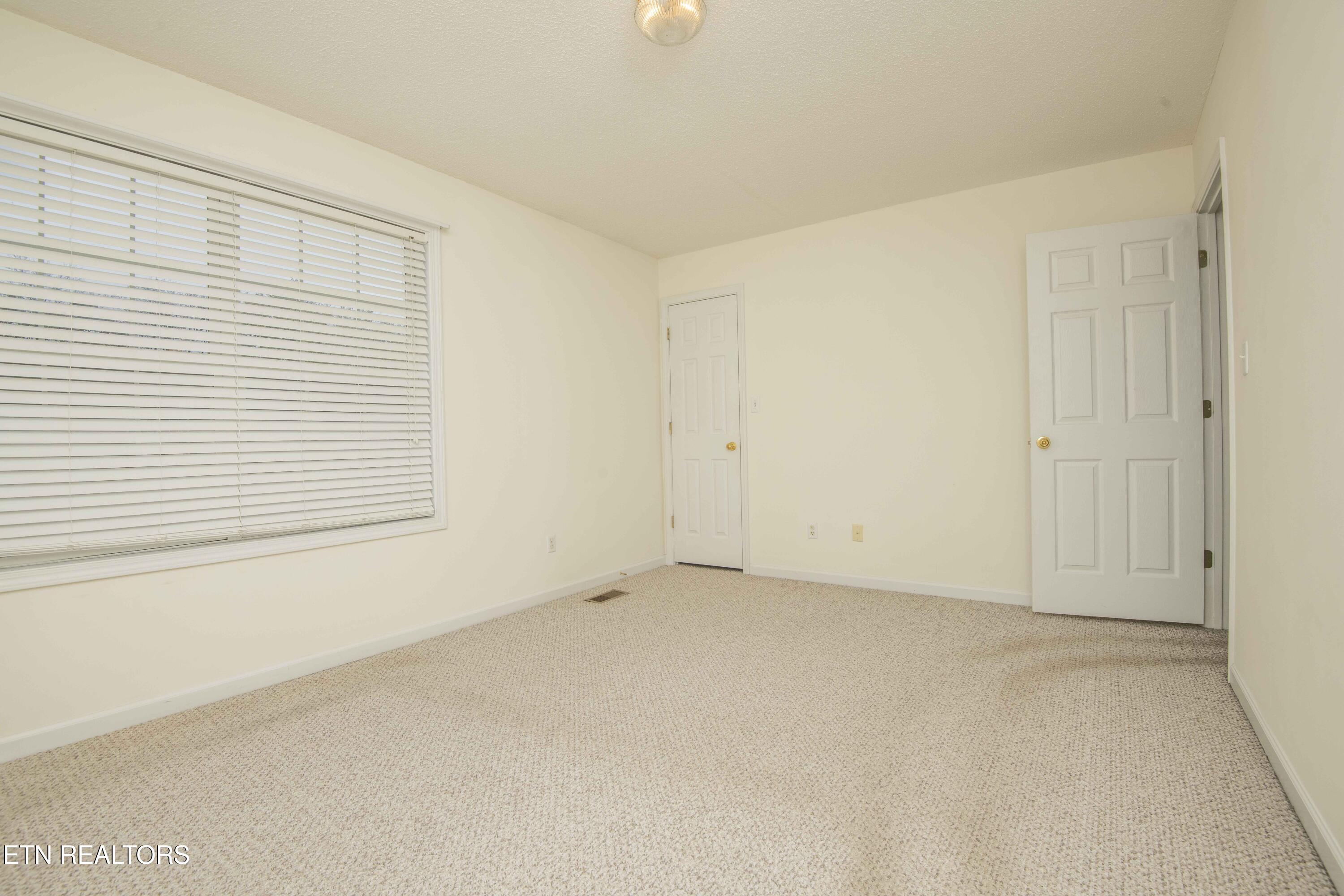 3209 Quiet Way Knoxville, TN 37918 - Photo 23 of 29 bed 2_1