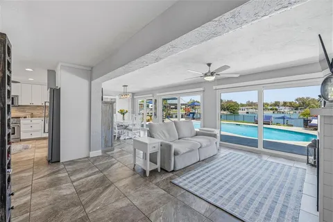 $1,999,000 | 4310 40th Street South, St. Petersburg, FL 33711