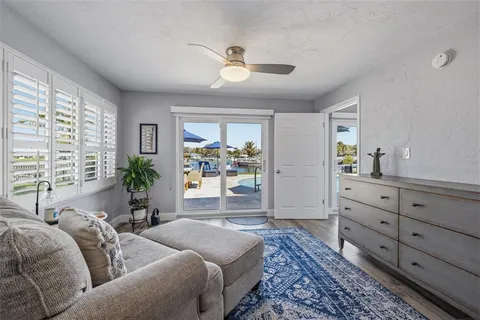 $1,999,000 | 4310 40th Street South, St. Petersburg, FL 33711