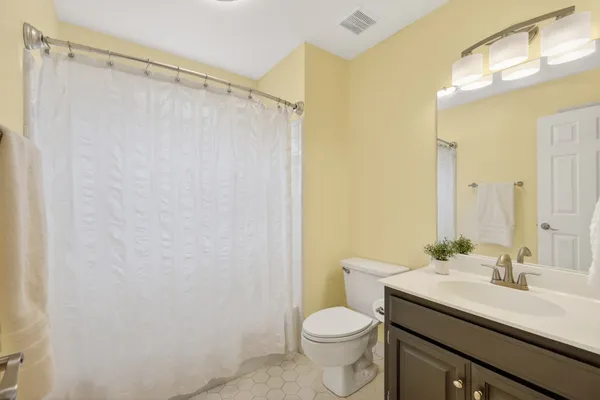 $448,000 | 4321 Oakcrest Lane, Hermitage, TN 37076