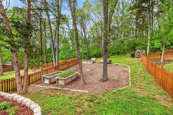 $448,000 | 4321 Oakcrest Lane, Hermitage, TN 37076