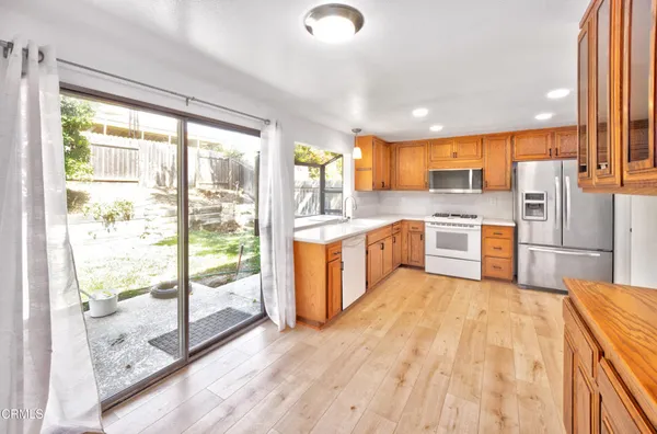 $4,000 | 9085 McCloud Drive, Ventura, CA 93004