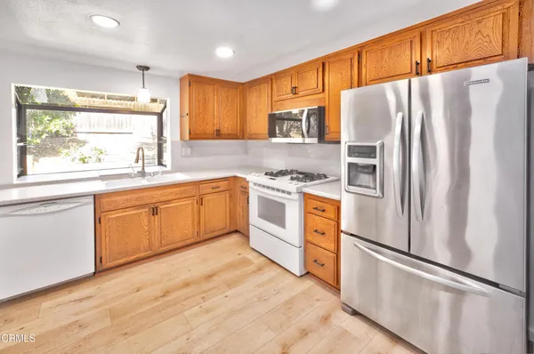 $4,000 | 9085 McCloud Drive, Ventura, CA 93004