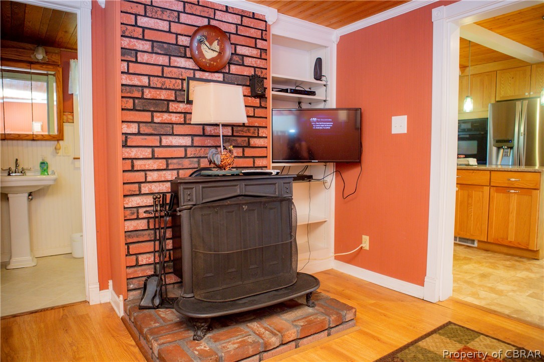 8669 Guinea Road Hayes, VA 23072 - Photo 30 of 49 Den and Full Bath