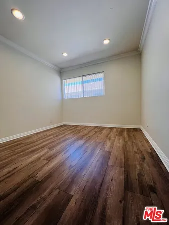$2,800 | 121 Sinclair Avenue, Unit 243, Glendale, CA 91206