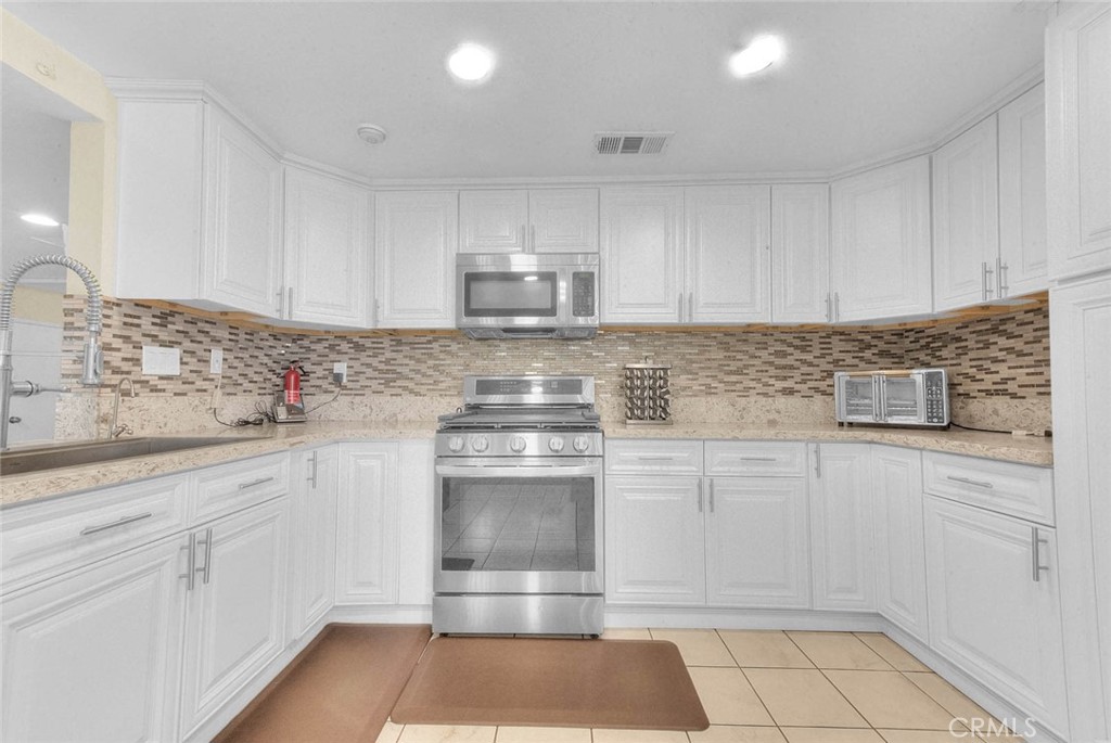16 Sunset Ridge Drive Pomona, CA 91766 - Photo 25 of 59