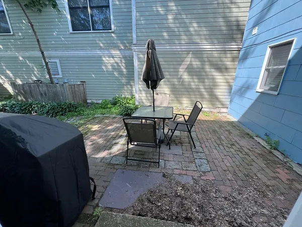 $2,850 | 348 Dorchester Street, Unit 1, Boston, MA 02127