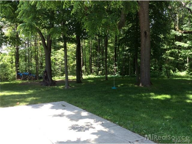 53289 Baker Road Chesterfield, MI 48047 - Photo 8 of 42