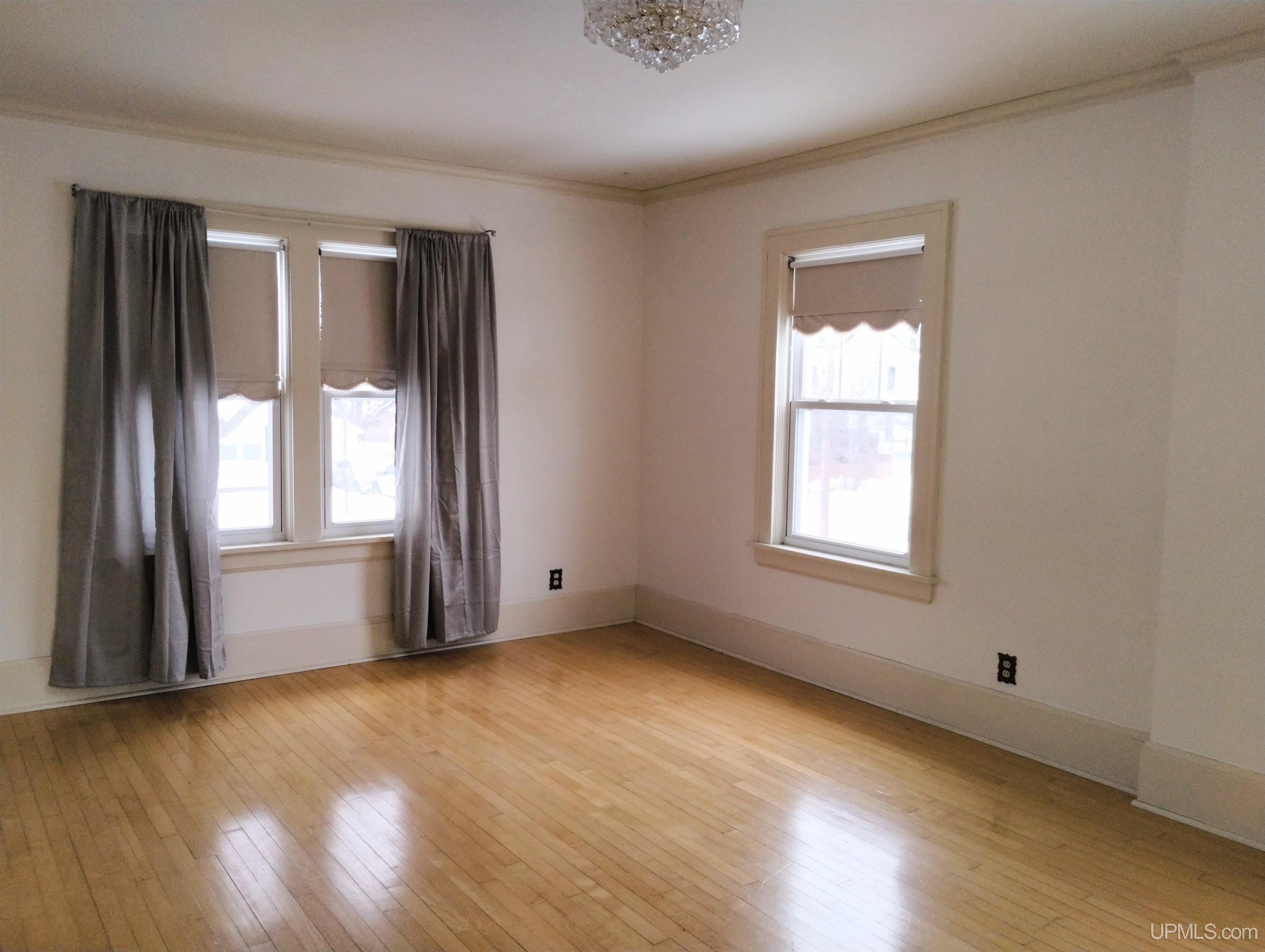 804 South 13th Street Escanaba, MI 49829 - Photo 29 of 61