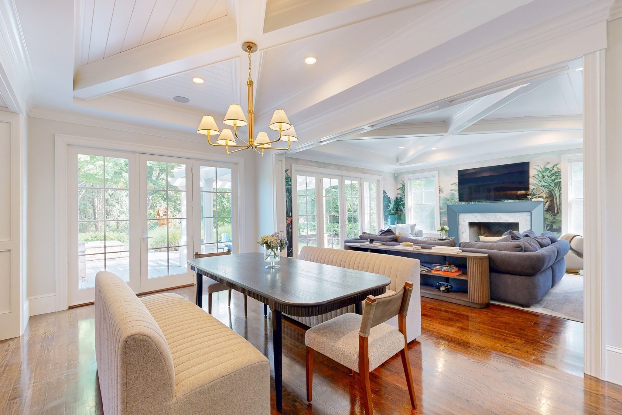 370 Grove Street Needham, MA 02492 - Photo 12 of 39 Gallery Image 12