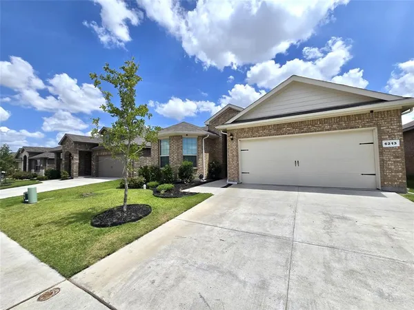 $2,399 | 6213 Blacksmith Avenue, Fort Worth, TX 76179