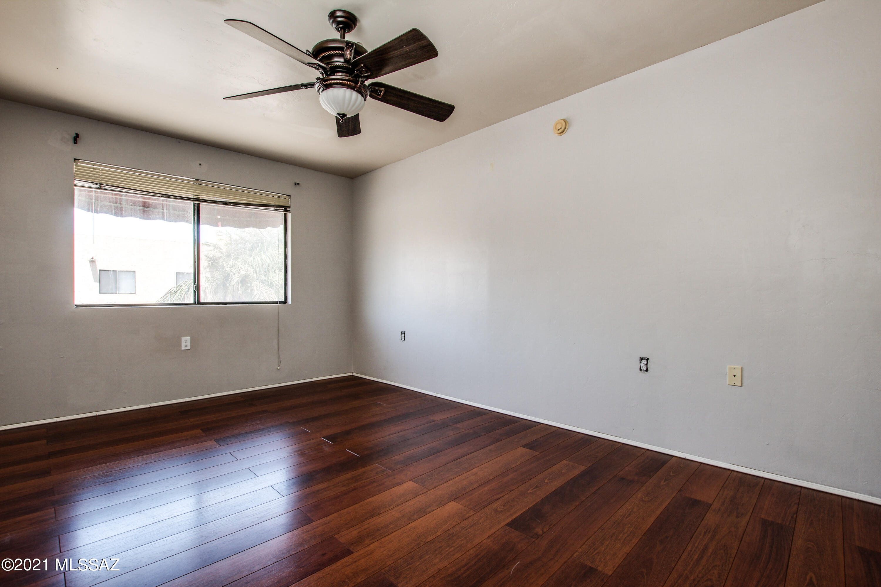 130 East Pastime Road Tucson, AZ 85705 - Photo 17 of 34