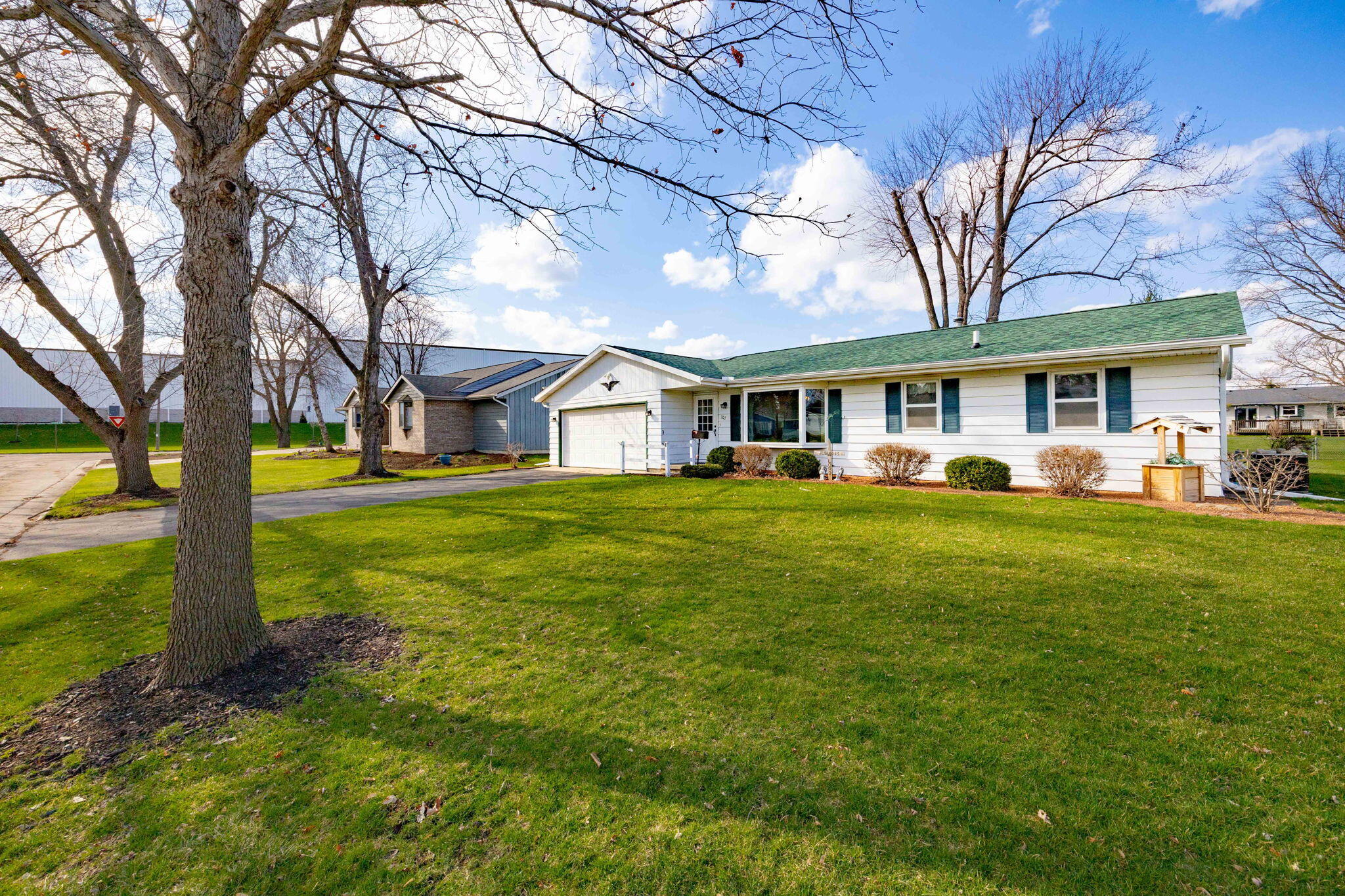 307 Martin Street Fort Atkinson, WI 53538 - Photo 2 of 53 61-web-or-mls-IMG-1569