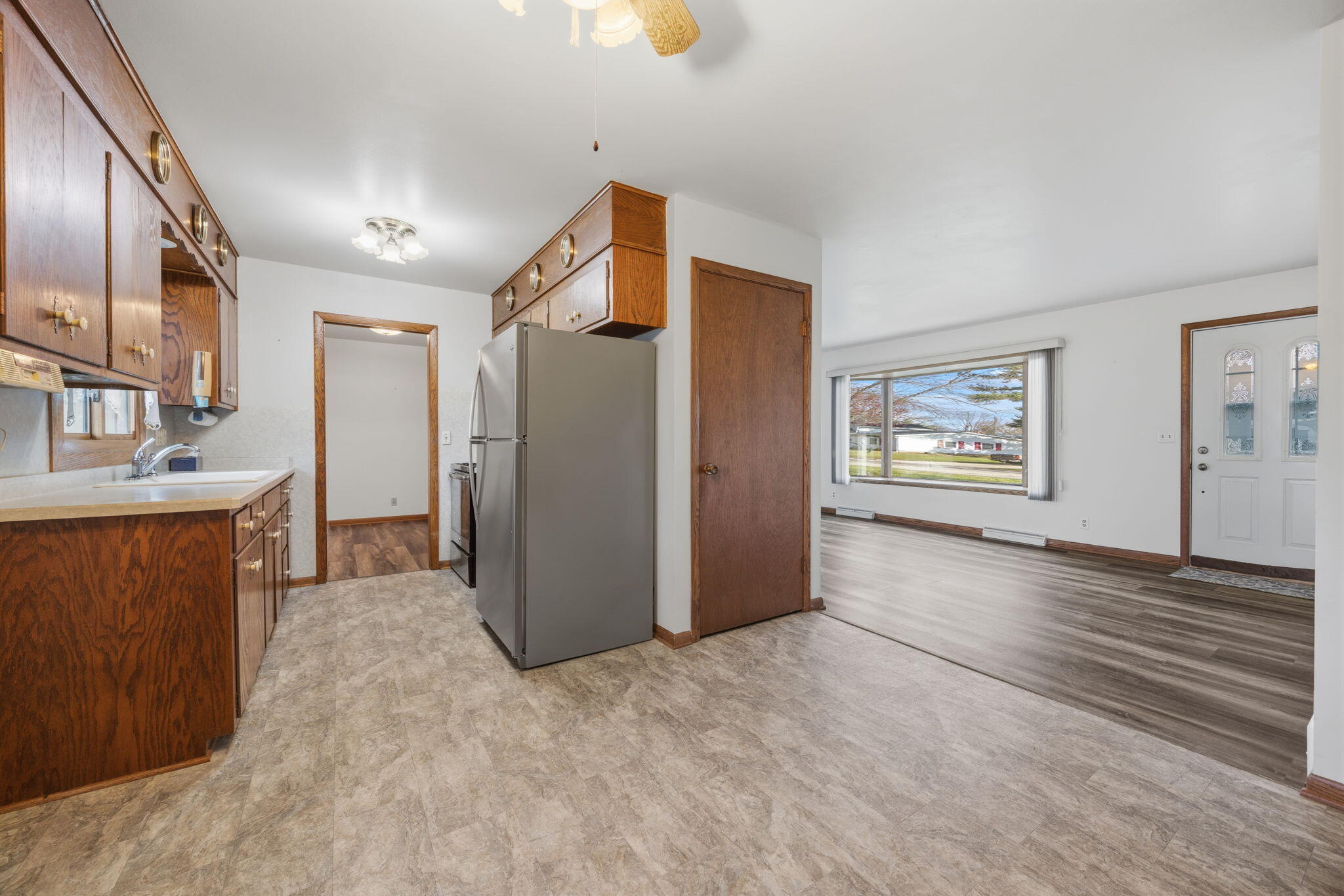 307 Martin Street Fort Atkinson, WI 53538 - Photo 8 of 53 31-web-or-mls-IMG_2278