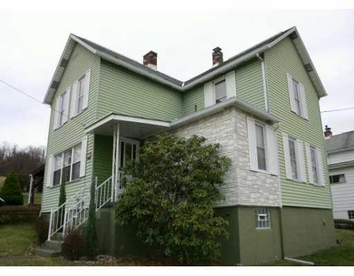 63 Edna Road Adamsburg, PA 15611 - Photo 1 of 8 Exterior Front.