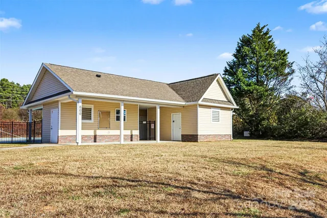 $350,000 | 4023 Northerly Island Court, Gastonia, NC 28056