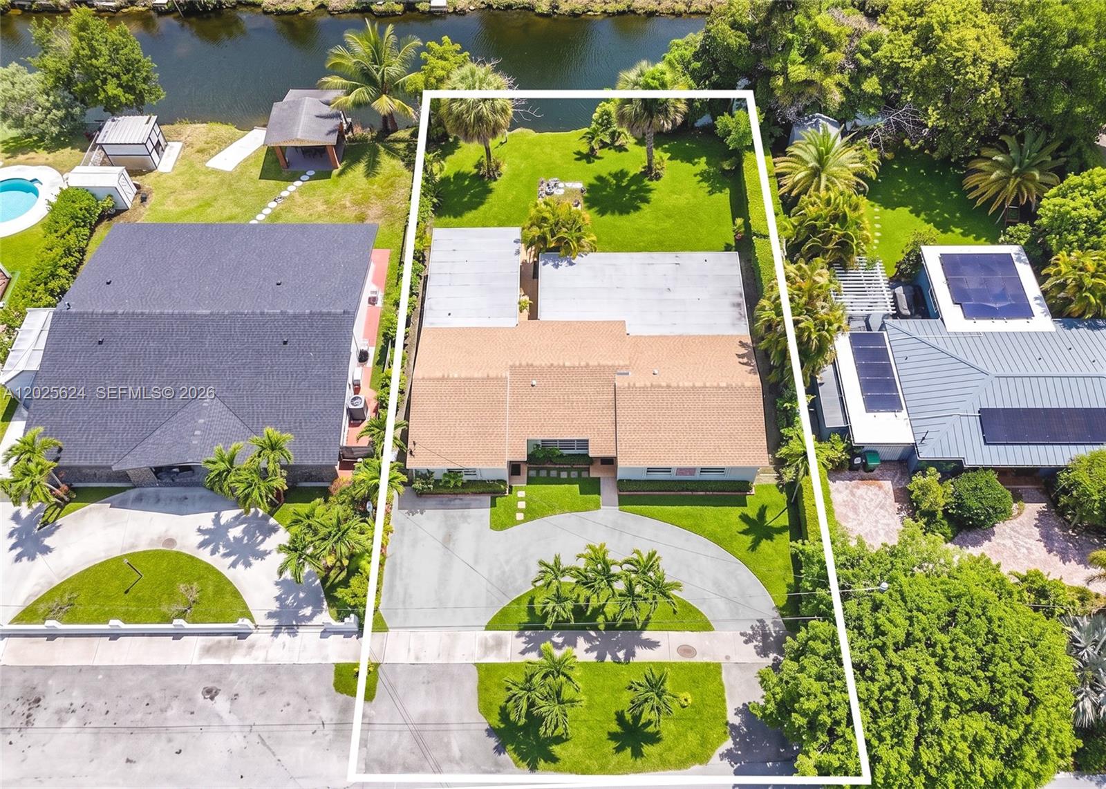 9231 Southwest 16th Street Miami, FL 33165 - Photo 2 of 29