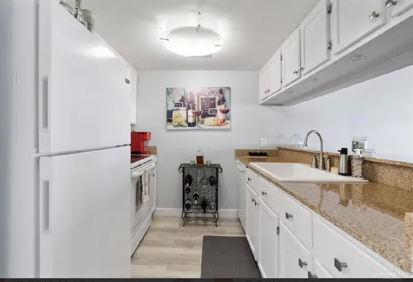 $3,000 | 200 Padre Boulevard, Unit 1208, South Padre Island, TX 78597