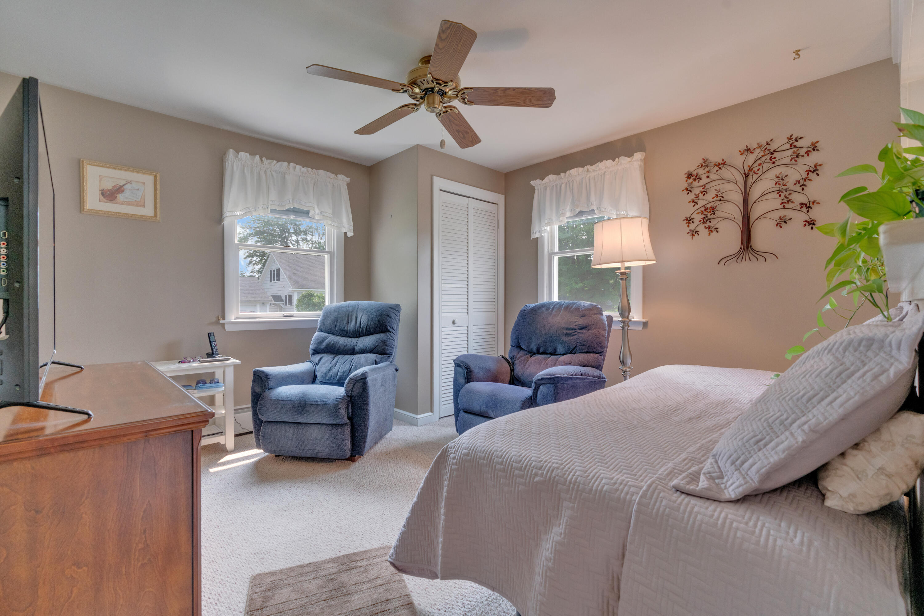 39 Hicks Street Portland, ME 04103 - Photo 10 of 47 _DSC4873