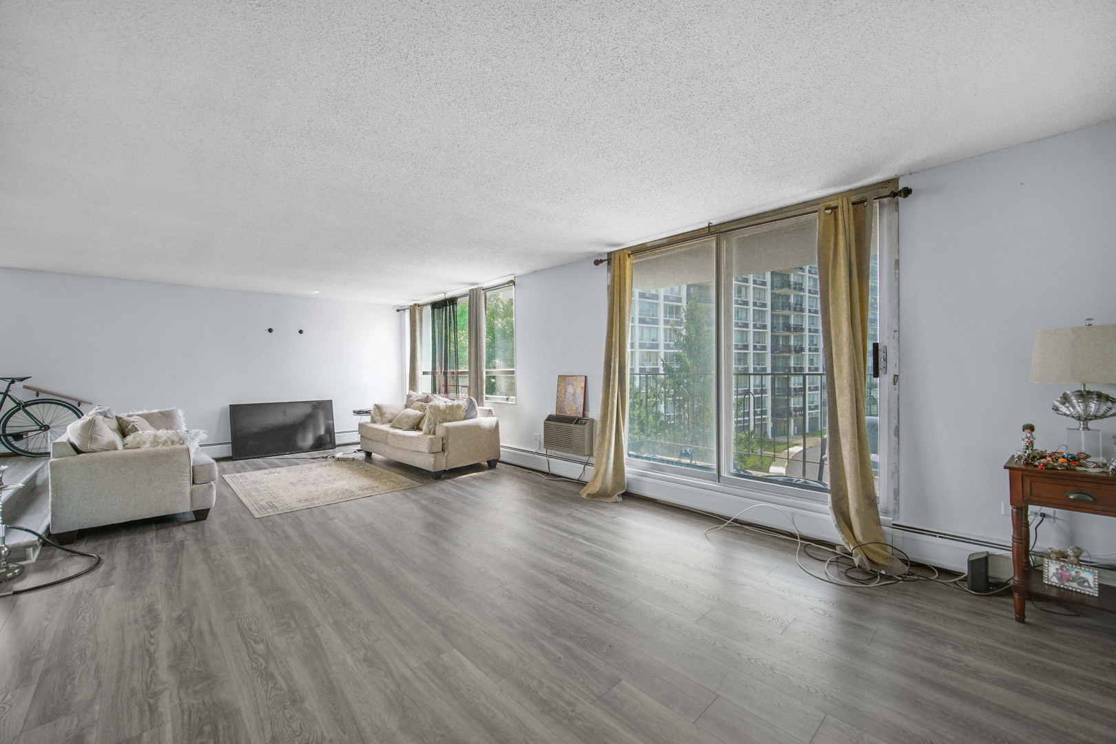 8815 Golf Road, Unit 4B Niles, IL 60714 - Photo 5 of 16 Gallery Image 5
