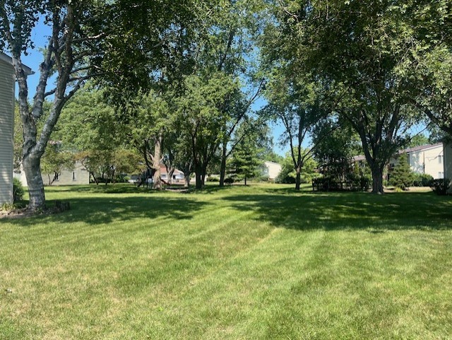 2300 Light Road, Unit 109 Oswego, IL 60543 - Photo 15 of 16 a view of a park