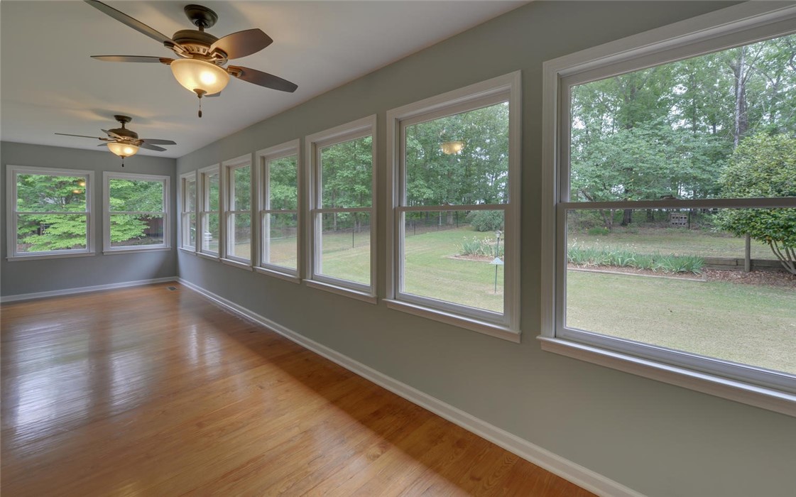 320 Ridgewood Drive Hartwell, GA 30643 - Photo 11 of 27 Gallery Image 11