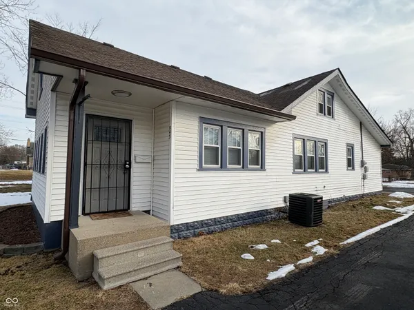 $250,000 | 945 Cecil Avenue, Indianapolis, IN 46219