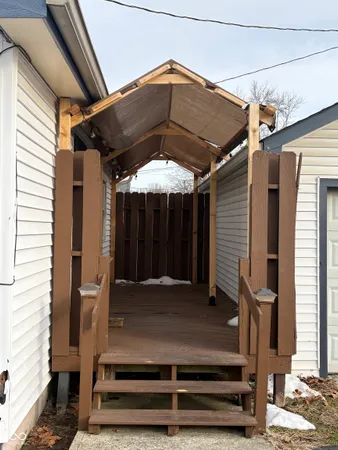 $250,000 | 945 Cecil Avenue, Indianapolis, IN 46219