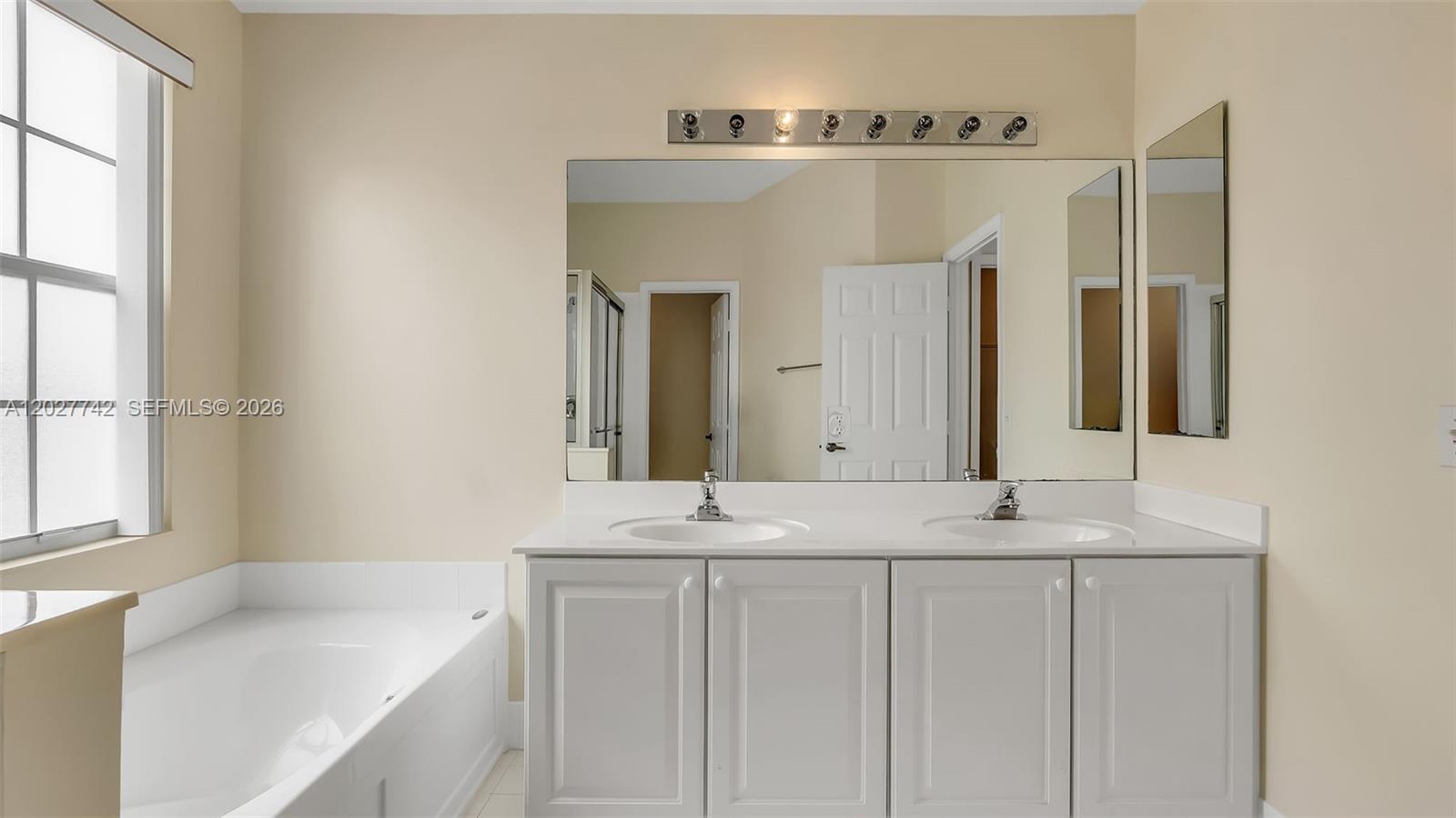 8320 Vía Serena Boca Raton, FL 33433 - Photo 44 of 44