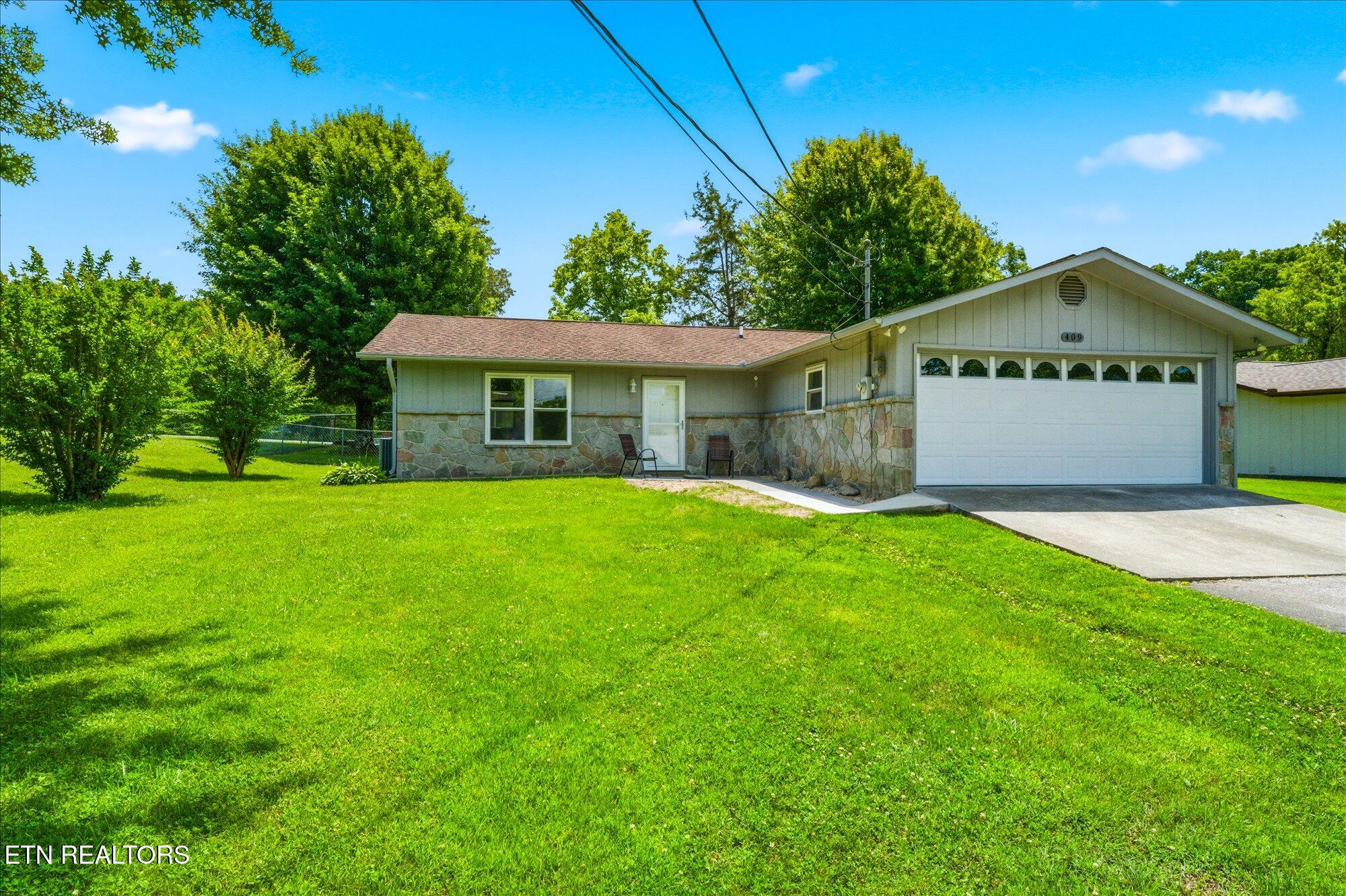 409 Windrush Circle Sevierville, TN 37862 - Photo 2 of 32 02-409-Windrush-Cir-Sevierville-TN-2